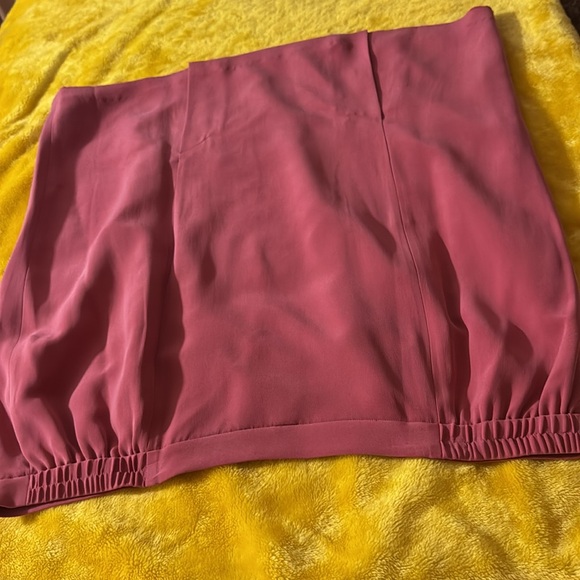 Two piece suit Jones New York size 22W.  
Shell silk, lining polyester. - Picture 2 of 3